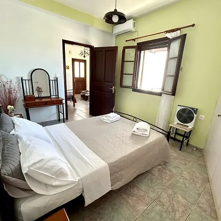 Eutopia House Vakantiehuis Plaka (Milos)