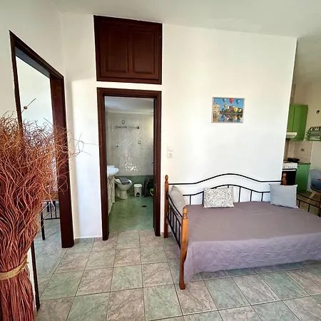 Holiday home Eutopia House